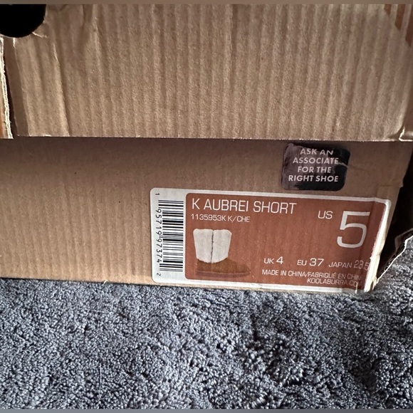 NIB Koolaburra By UGG Aubrei Short Boot - Kids' - Chestnut - Size 5 - Picture 12 of 14